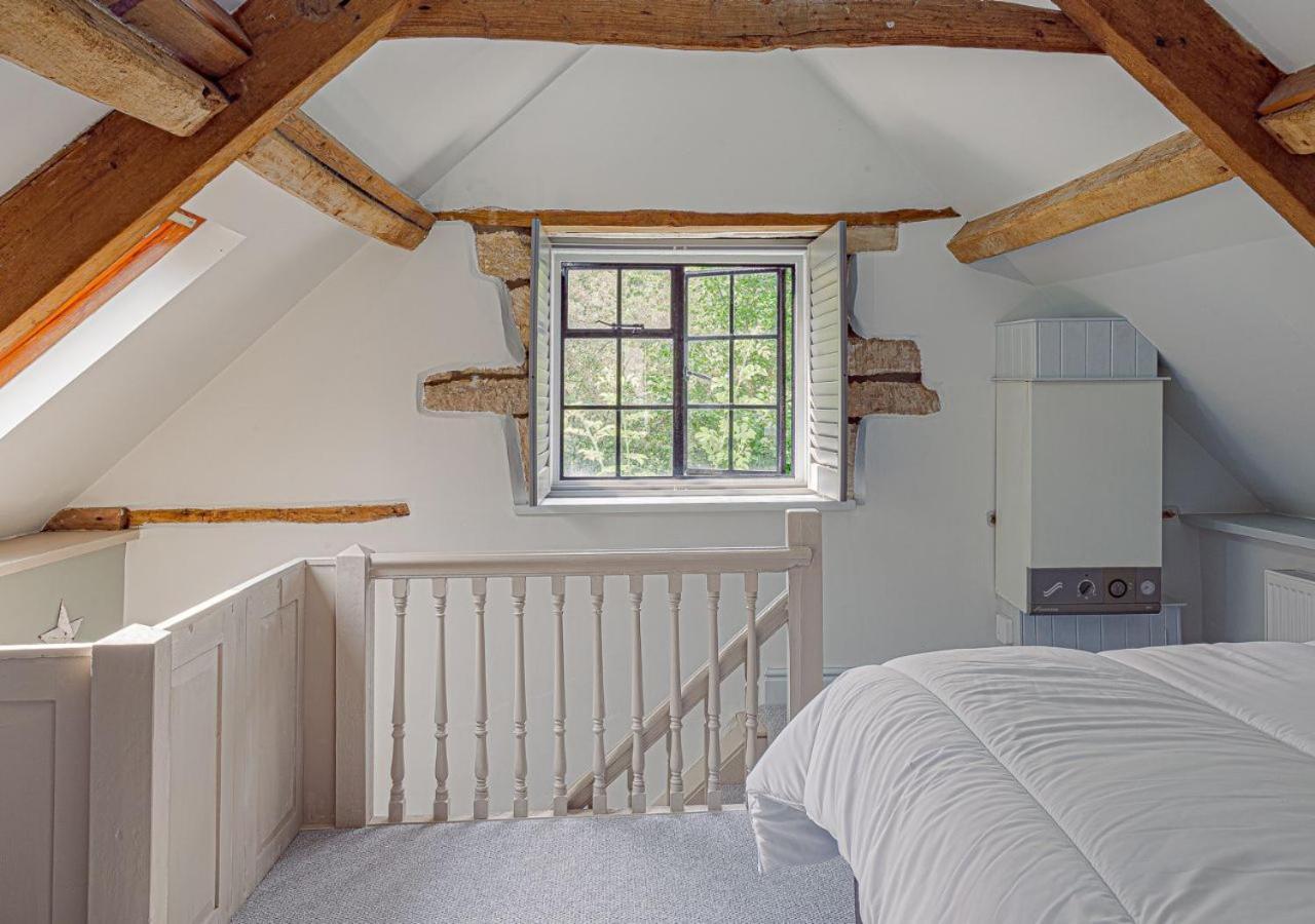 Mill House - Star On The Cotswold Way * Harescombe