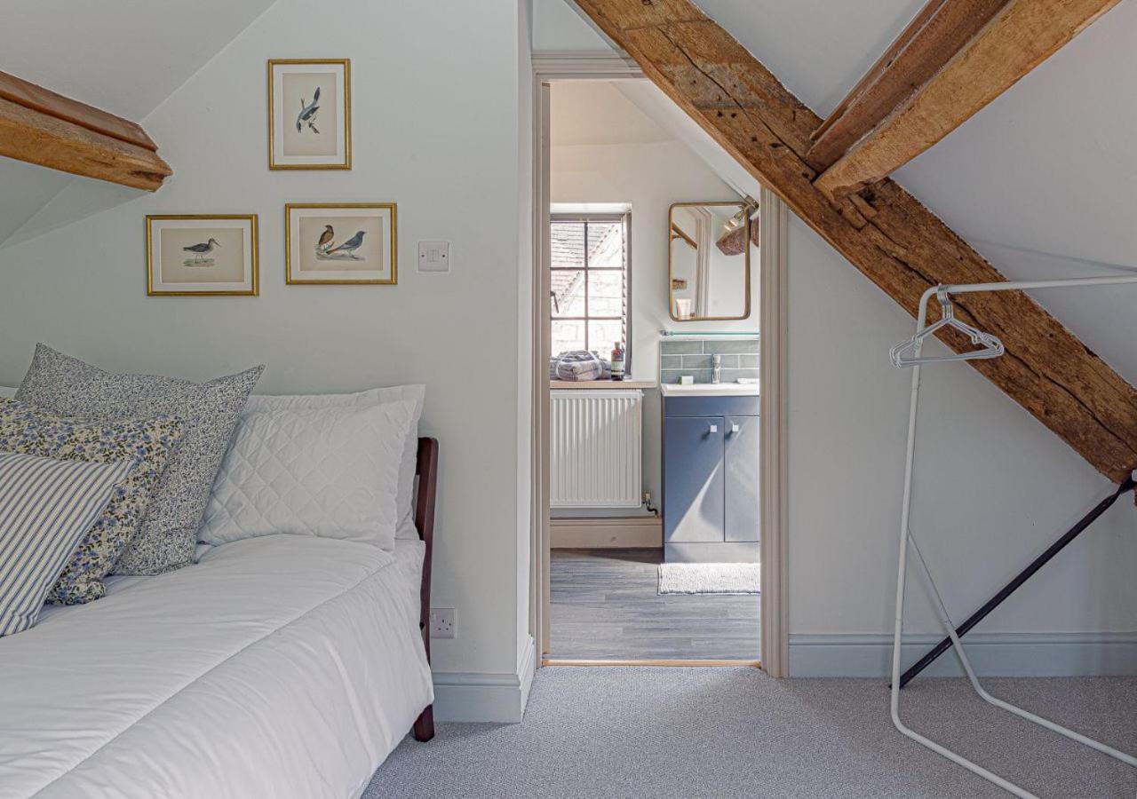 Mill House - Star On The Cotswold Way
