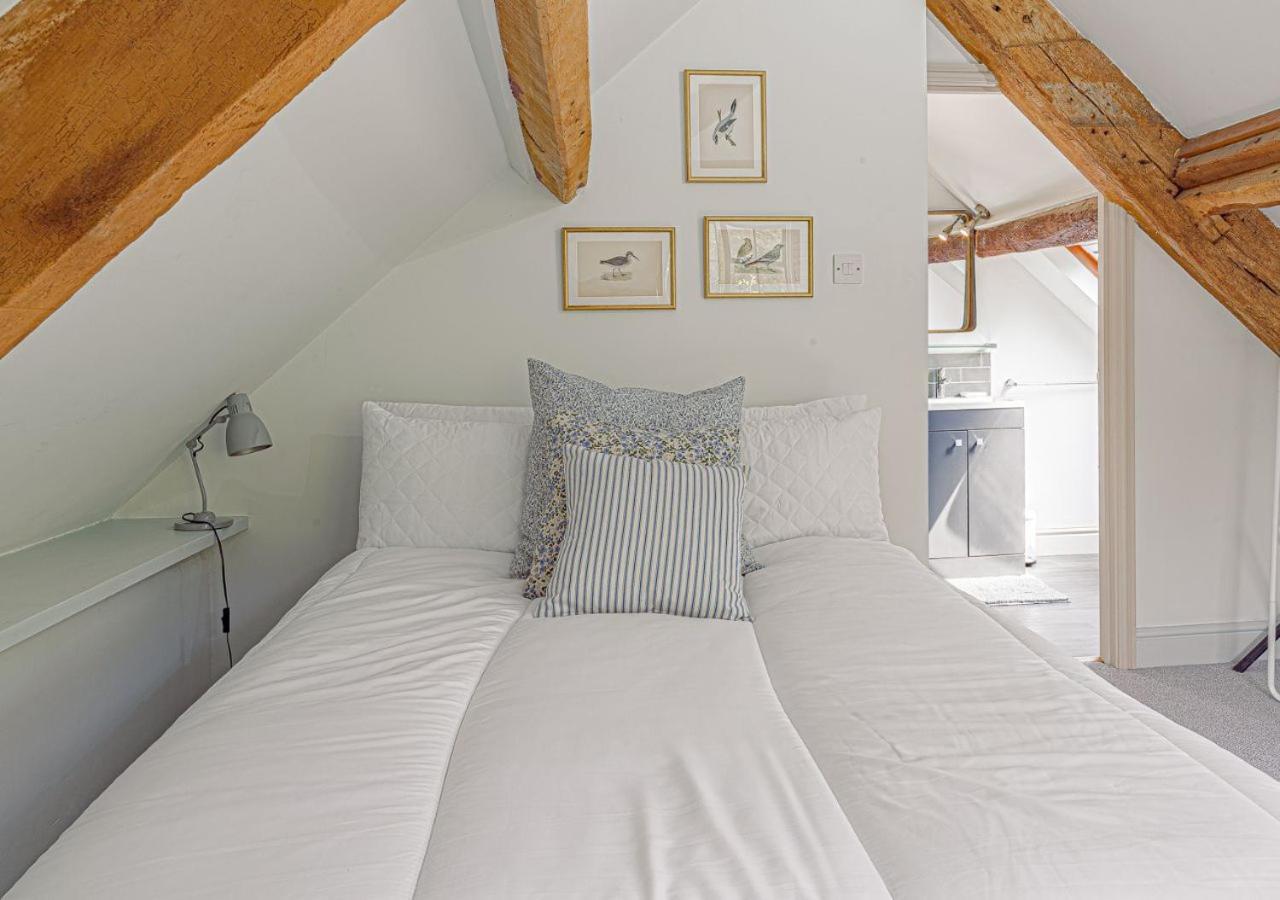 Mill House - Star On The Cotswold Way